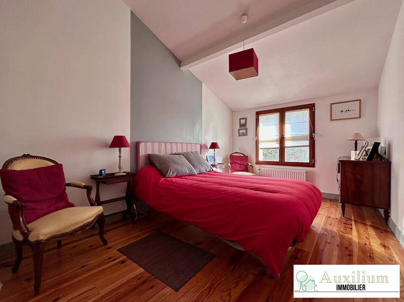 Maison ancienne - 196 m² - 9 pièces