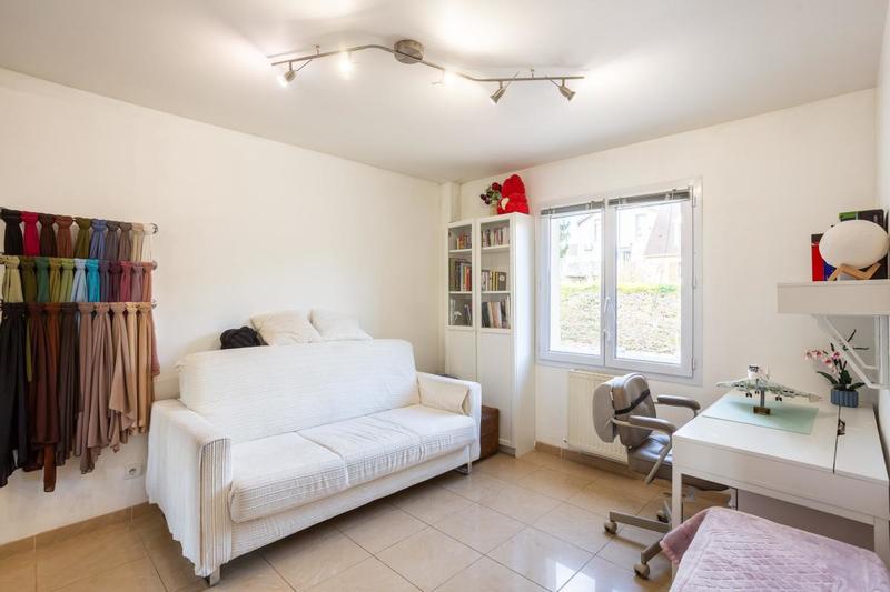 Maison - 200 m² - 7 pièces