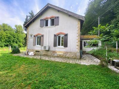 Maison - 140 m² - 4 pièces