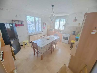 Maison - 91 m² - 5 pièces