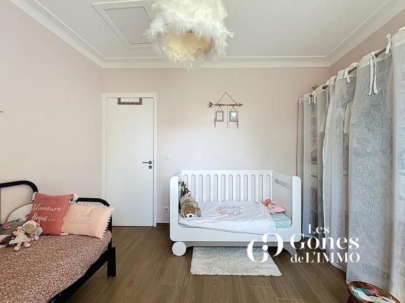 Maison - 175 m² - 6 pièces