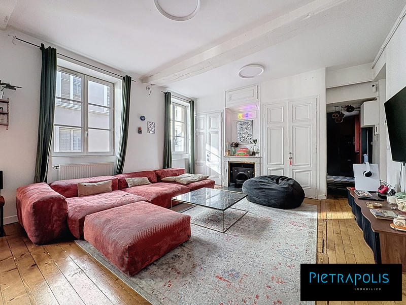 Appartement - 89 m² - 4 pièces