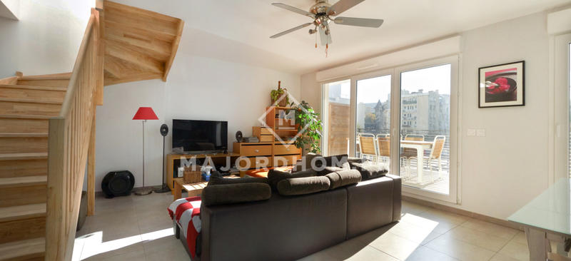 Appartement - 93 m² - 4 pièces