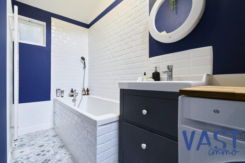 Maison - 83 m² - 4 pièces