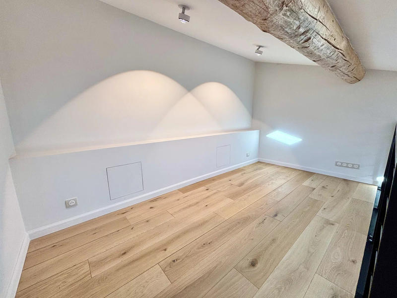 Maison traditionnelle - 77 m² - 4 pièces