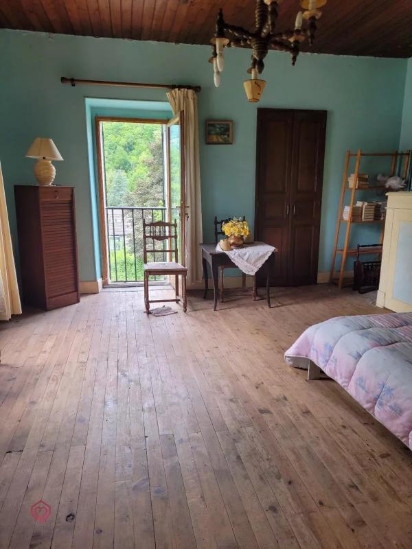 Maison - 82 m² - 3 pièces