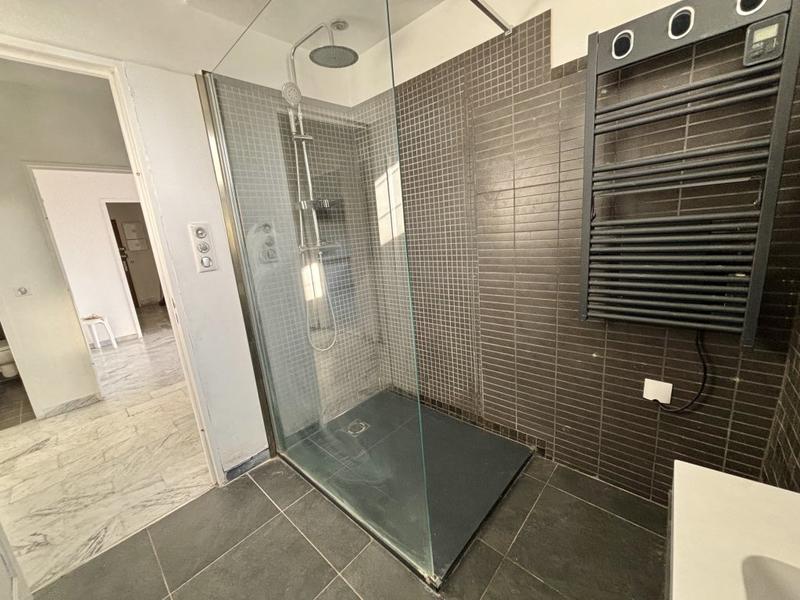 Appartement - 80 m² - 3 pièces