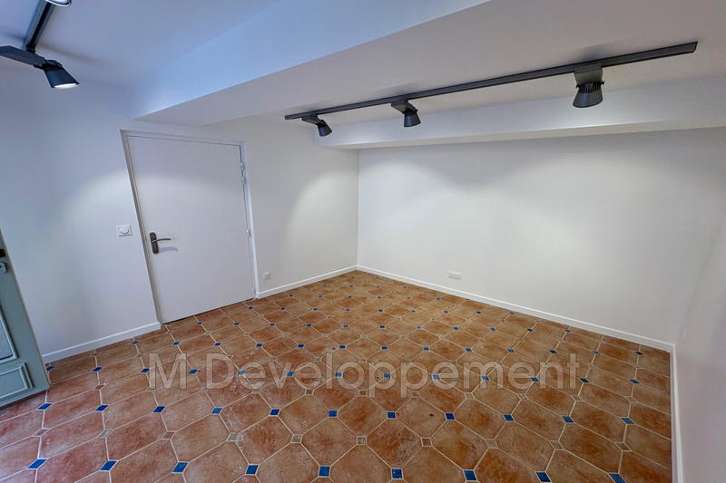 Local commercial - 16 m²