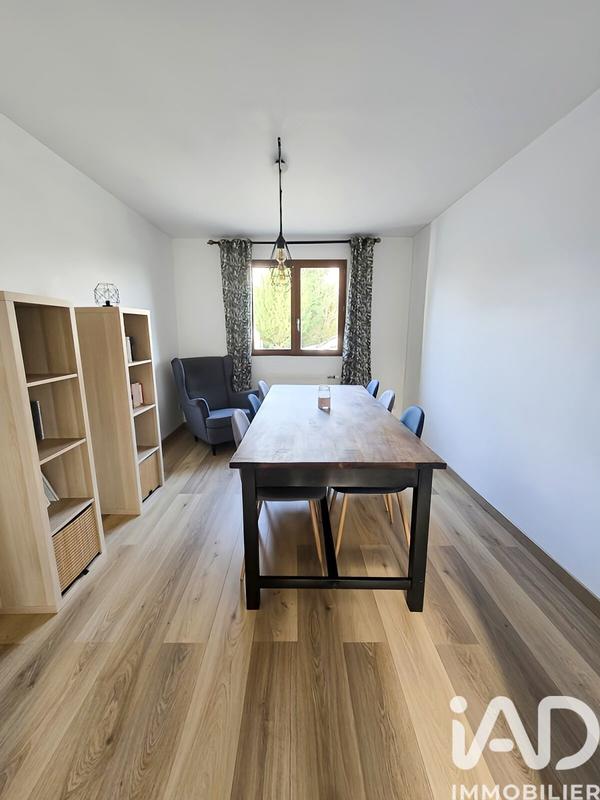 Maison - 121 m² - 5 pièces