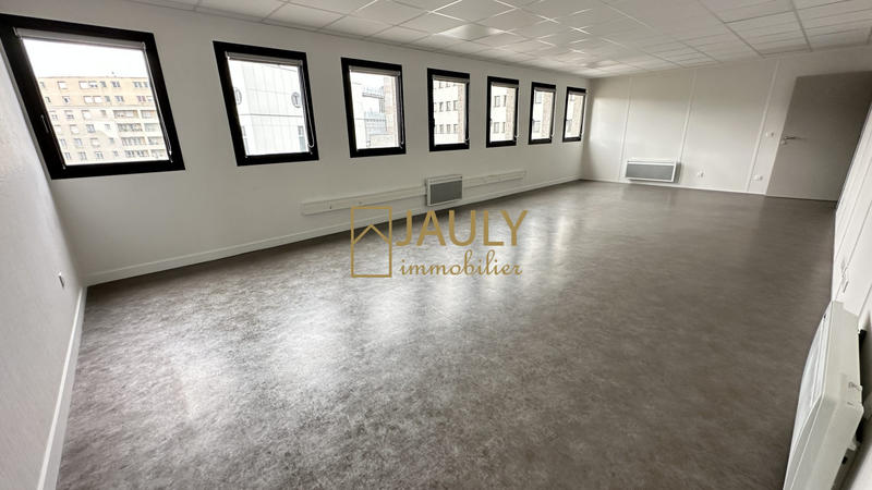 Bureau - 254 m² - 9 pièces