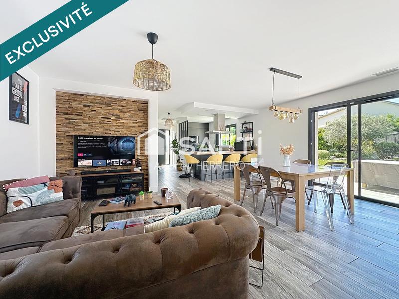 Maison - 110 m² - 4 pièces