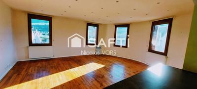 Appartement - 137 m² - 4 pièces