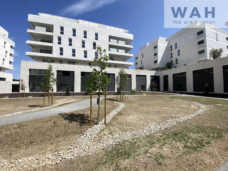 Appartement - 90 m² - 4 pièces