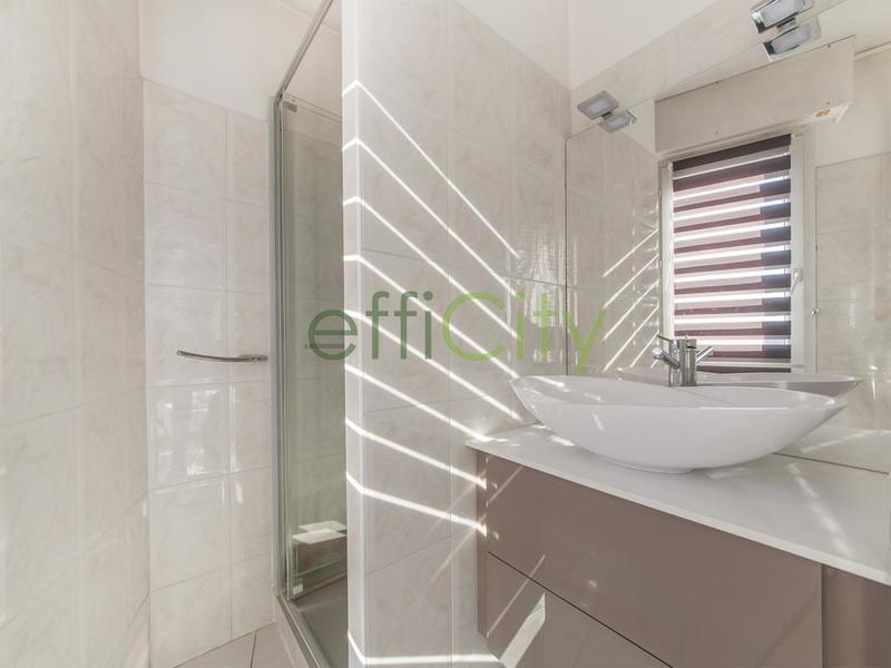 Appartement - 104 m² - 4 pièces