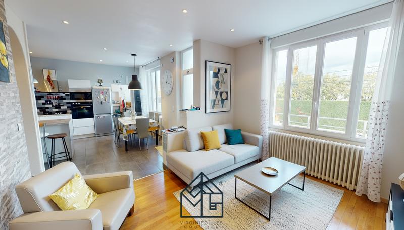 Maison - 157 m² - 6 pièces