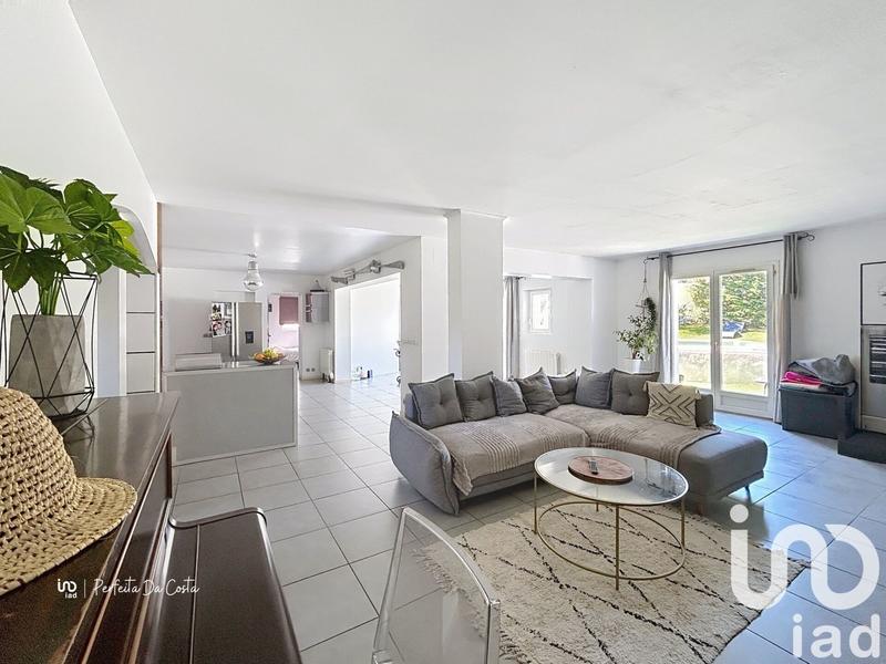 Maison - 178 m² - 6 pièces