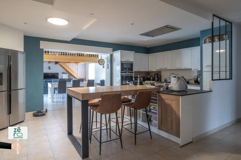 Maison - 139 m² - 7 pièces