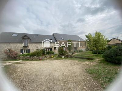 Maison - 164 m² - 8 pièces