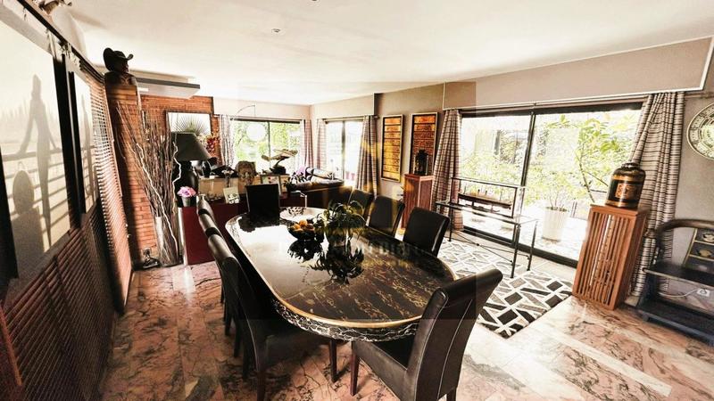 Propriété - 227 m² - 8 pièces