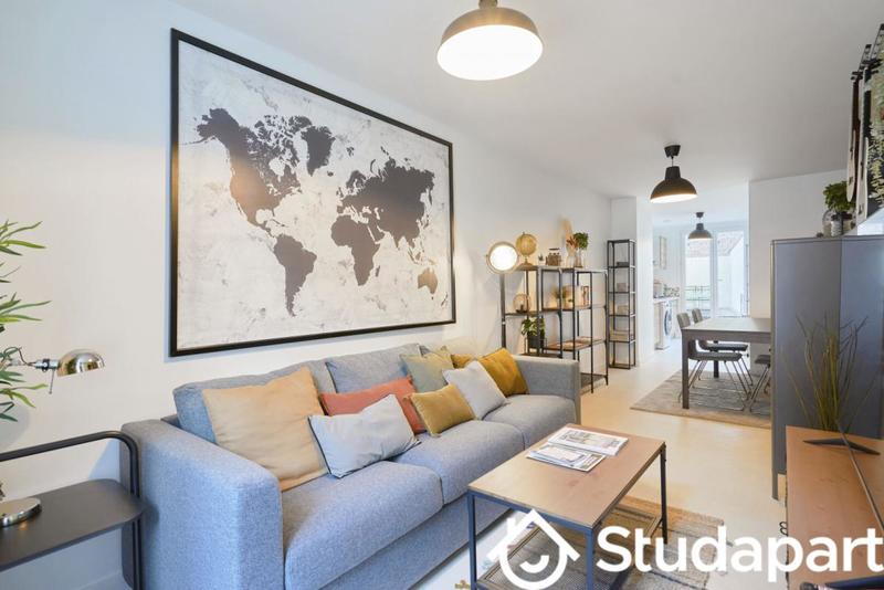 Chambre - 9 m² - 1 pièce