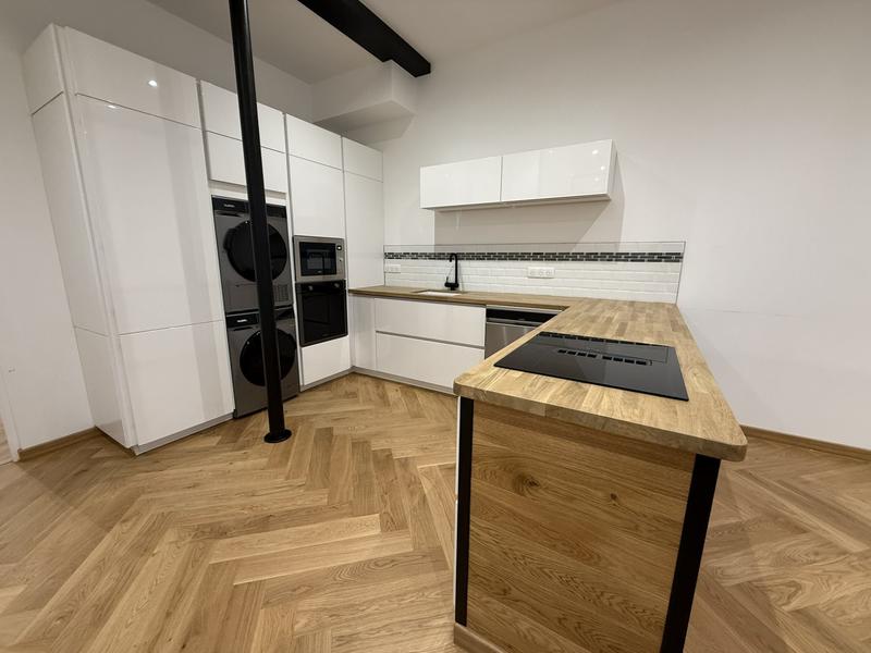 Appartement - 109 m² - 4 pièces