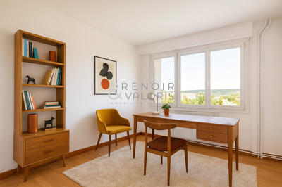 Appartement - 100 m² - 5 pièces