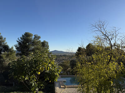 Mas - 136 m² - 5 pièces