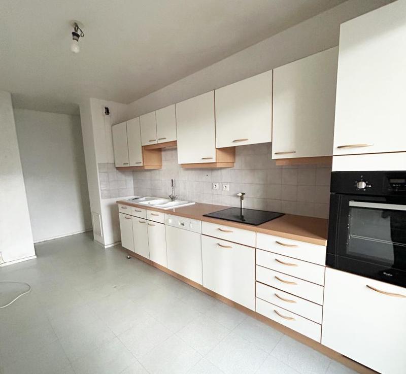 Appartement - 82 m² - 4 pièces