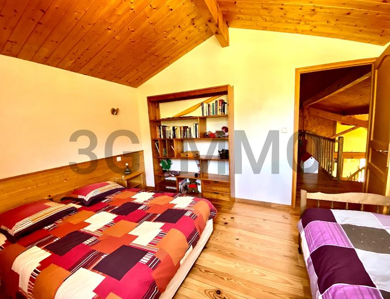 Maison - 229 m² - 4 pièces