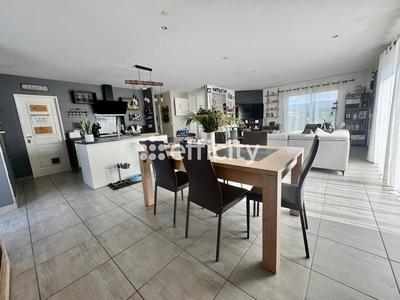 Villa - 137 m² - 5 pièces