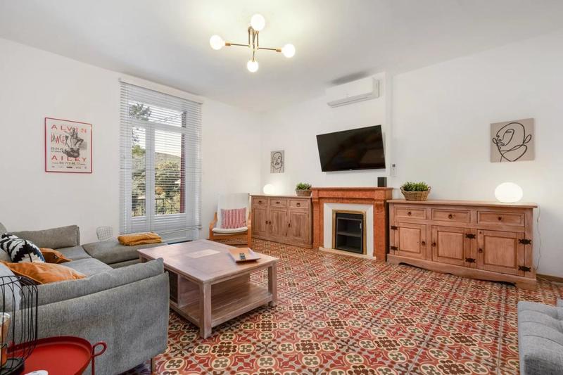 Gîte - 330 m² - 10 pièces