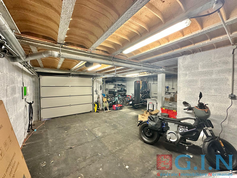 Maison - 130 m² - 7 pièces