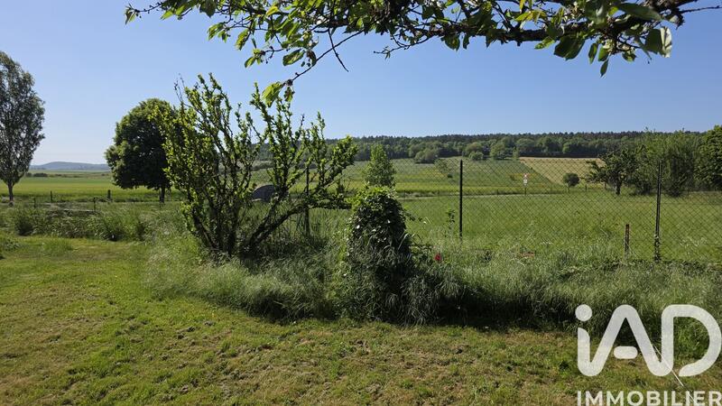 Maison - 180 m² - 9 pièces