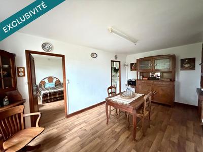 Maison - 210 m² - 12 pièces