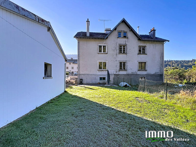 Appartement - 105 m² - 4 pièces