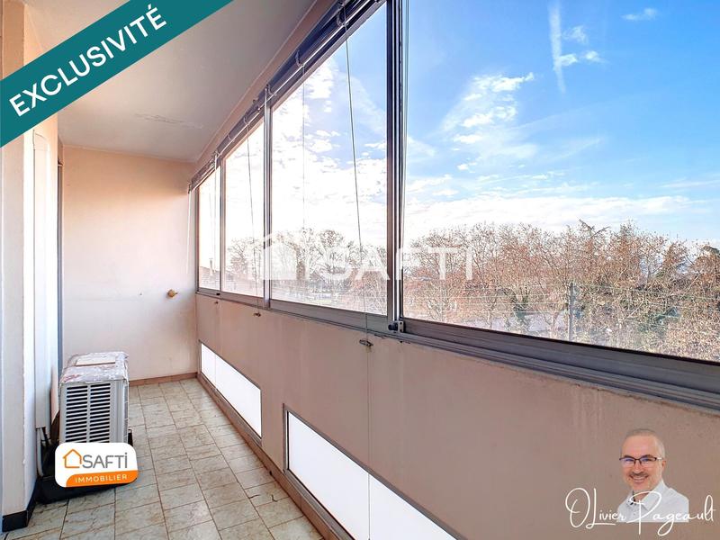 Appartement - 90 m² - 4 pièces