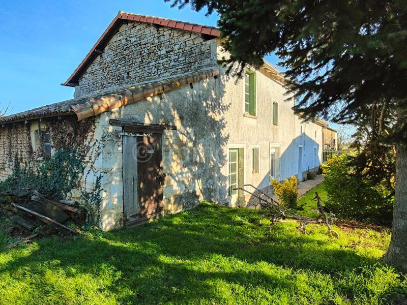 Maison - 103 m² - 4 pièces