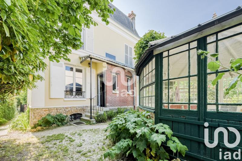 Maison - 162 m² - 7 pièces