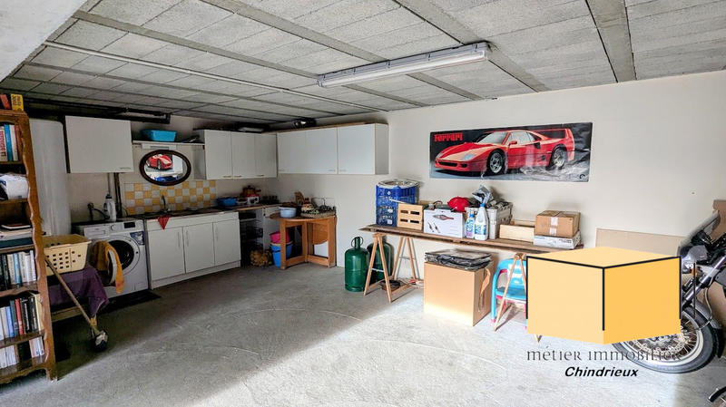 Maison - 97 m² - 5 pièces