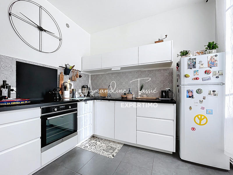 Appartement - 85 m² - 4 pièces