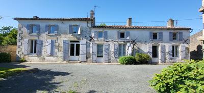 Maison ancienne - 185 m² - 6 pièces