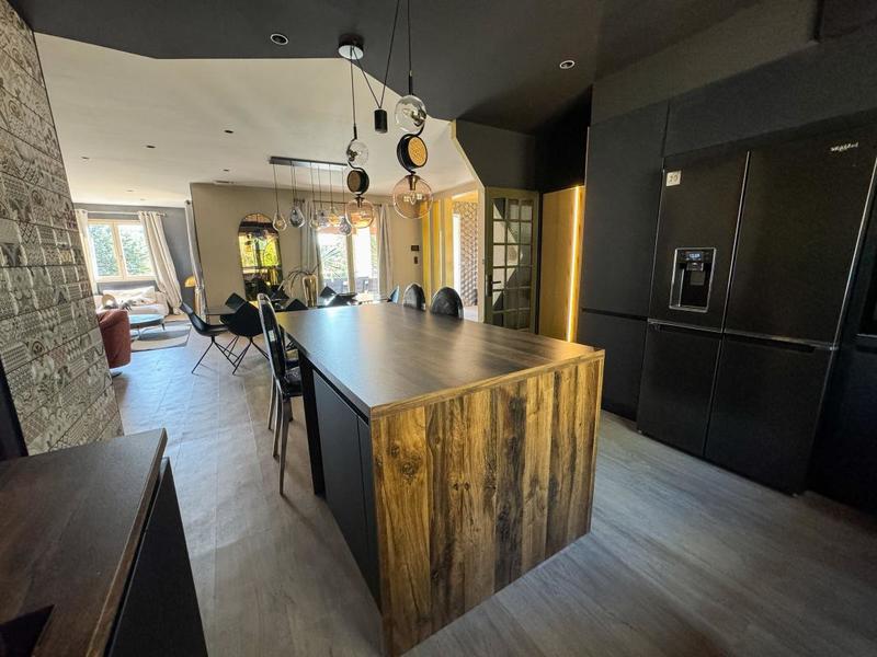 Villa - 160 m² - 5 pièces