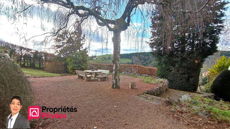 Maison - 218 m² - 8 pièces