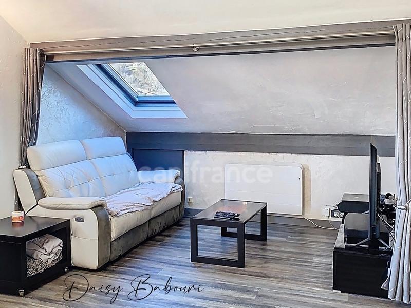 Appartement - 105 m² - 3 pièces