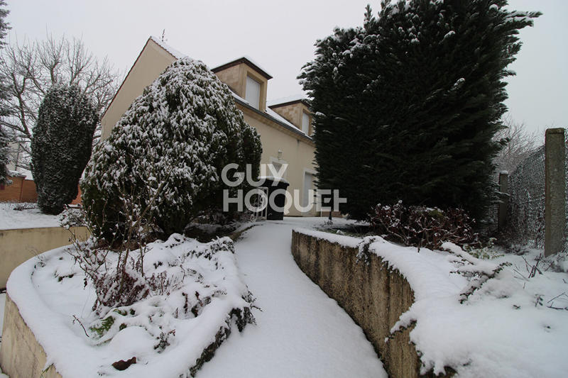 Maison - 175 m² - 8 pièces