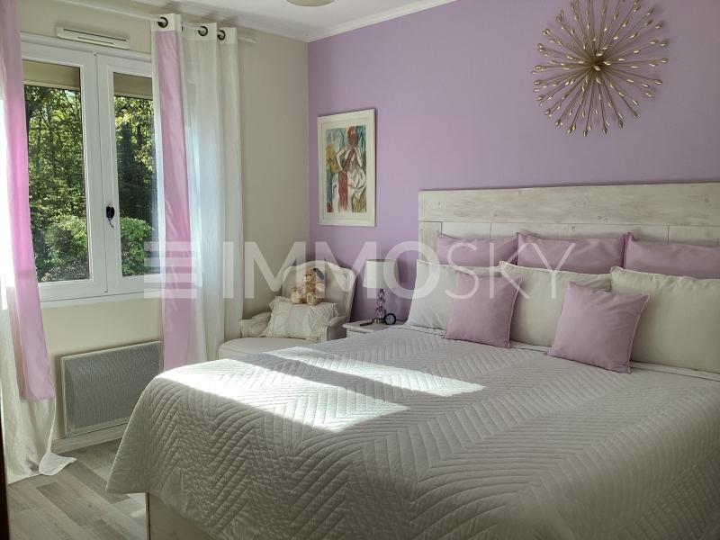 Pavillon - 177 m² - 7 pièces