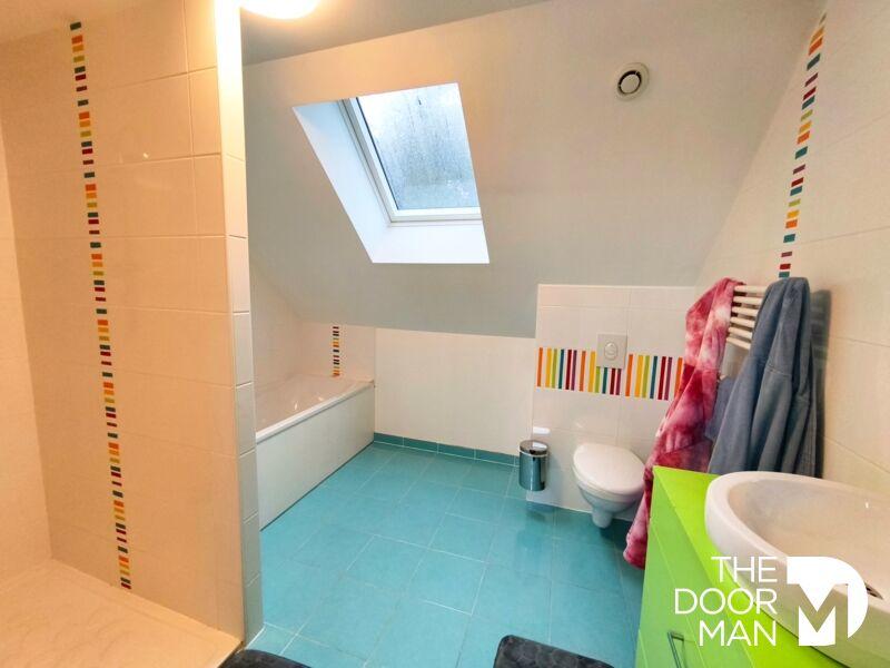 Propriété - 120 m² - 7 pièces