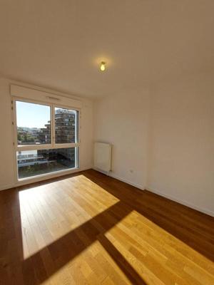 Appartement - 104 m² - 4 pièces