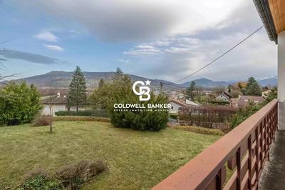 Maison - 206 m² - 10 pièces