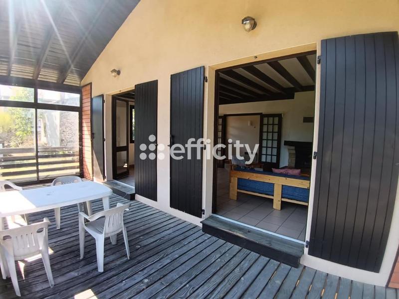 Maison - 160 m² - 5 pièces